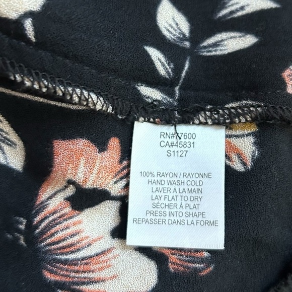 SaltwaterLUXE Black Hibiscus Bell Sleeve Ruffle Hem Mini Dress- Size Medium - Picture 8 of 11